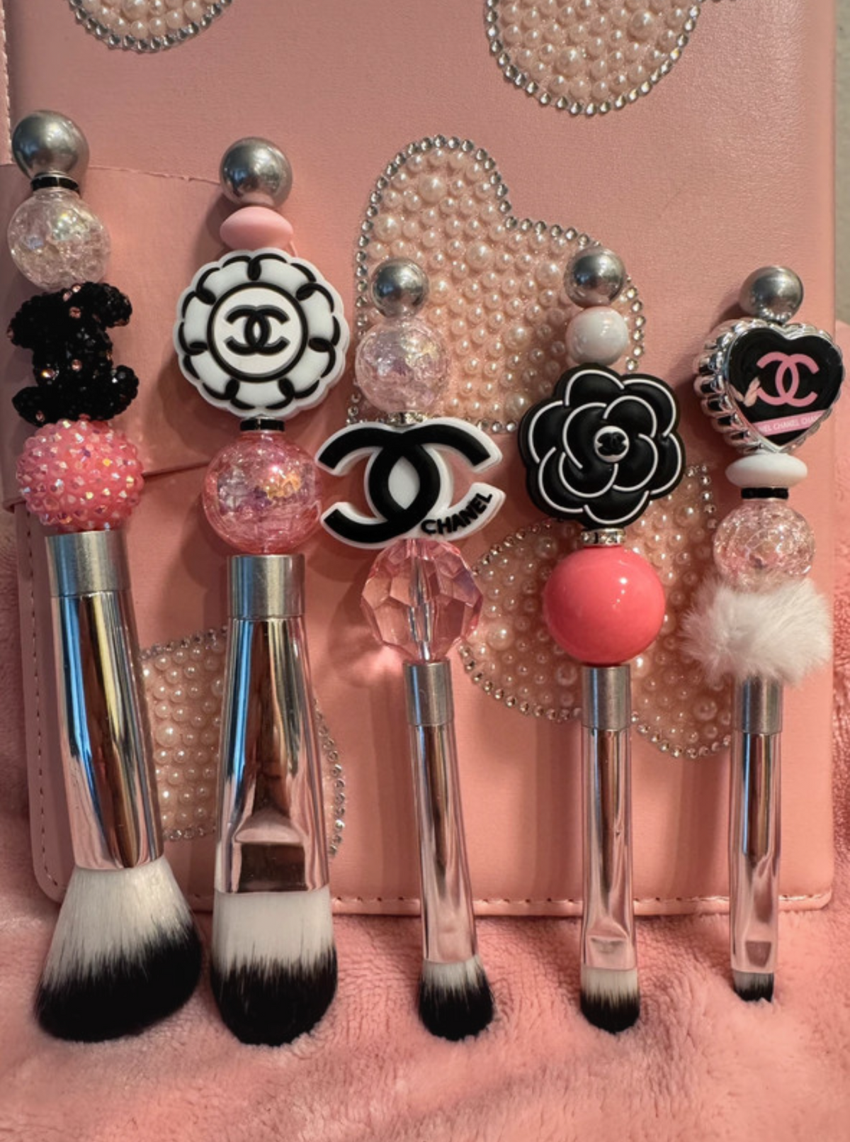 Pink Beaded Makeup Brush Set – 5 Pieces