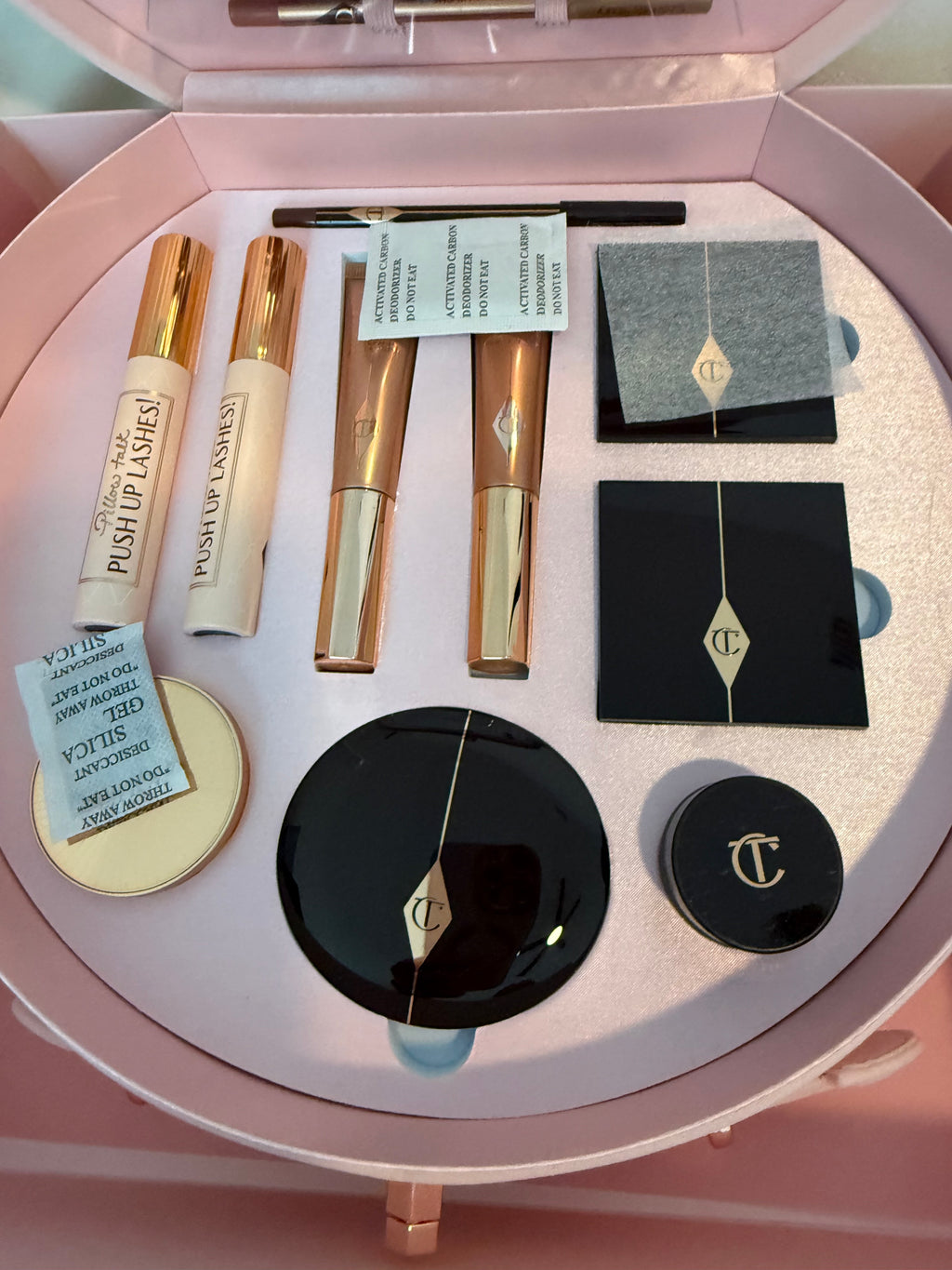 Charlotte Tilbury Pillow Talk makeup collection