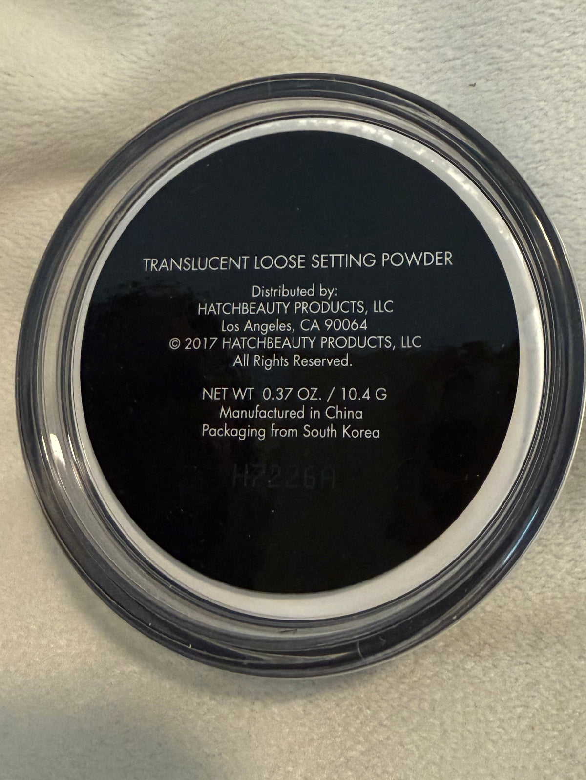 Kristopher Buckle Translucent Loose Setting Powder